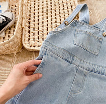 Load image into Gallery viewer, Levi Denim Overalls
